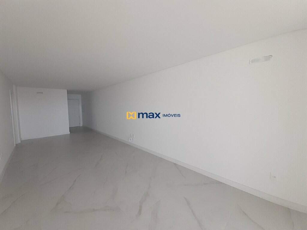 Apartamento à venda no Praia Brava: Sala de Estar e Jantar