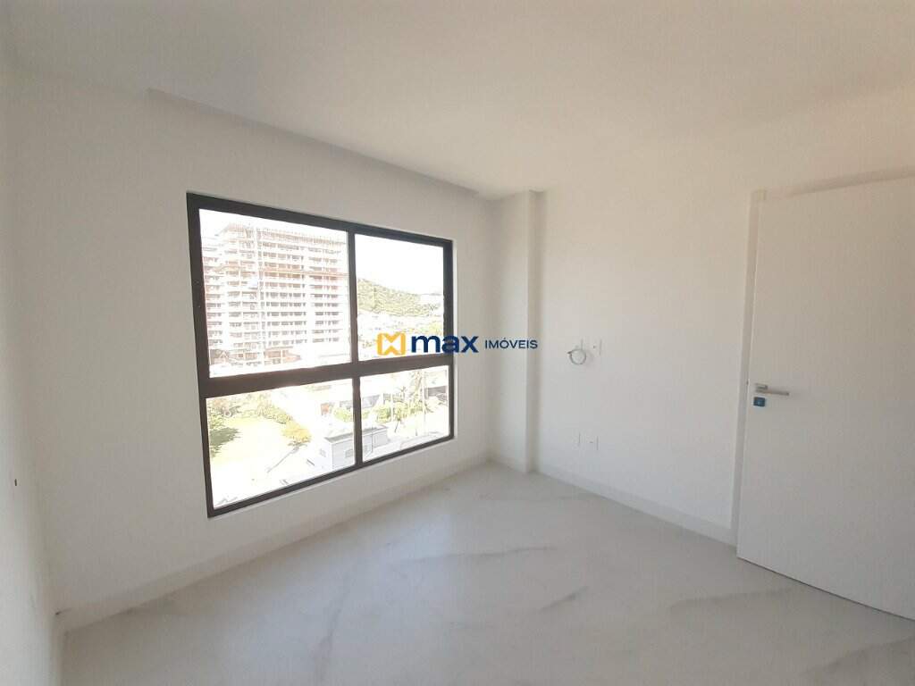 Apartamento à venda no Praia Brava: Suíte 02