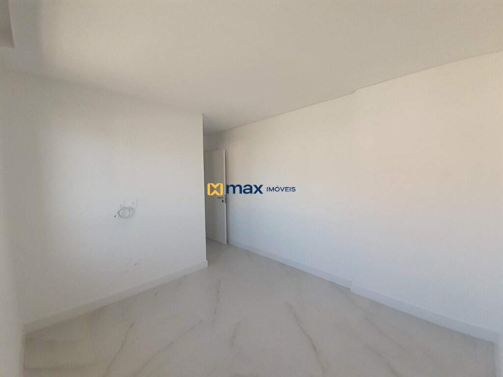 Apartamento à venda no Praia Brava: Suíte 03