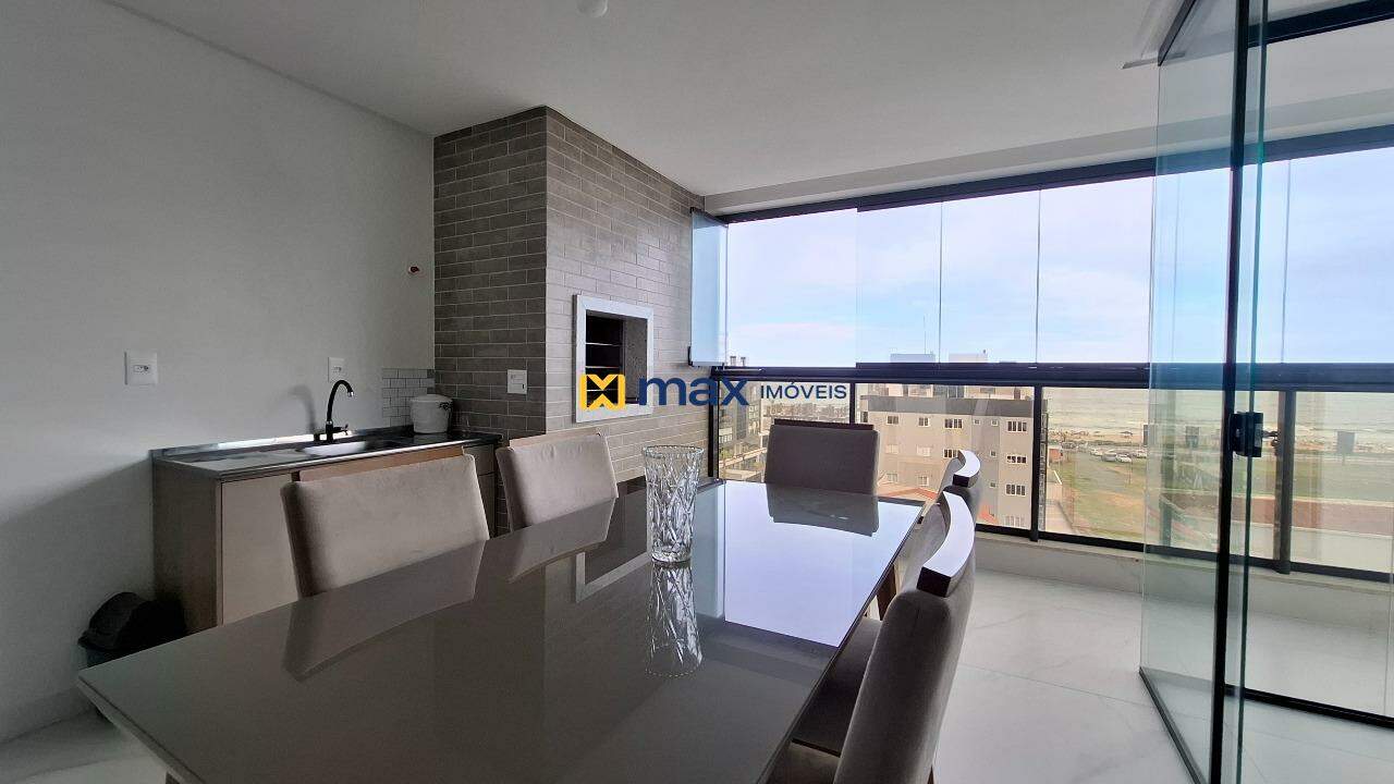 Apartamento à venda no Praia Brava: Sacada com churrasqueira