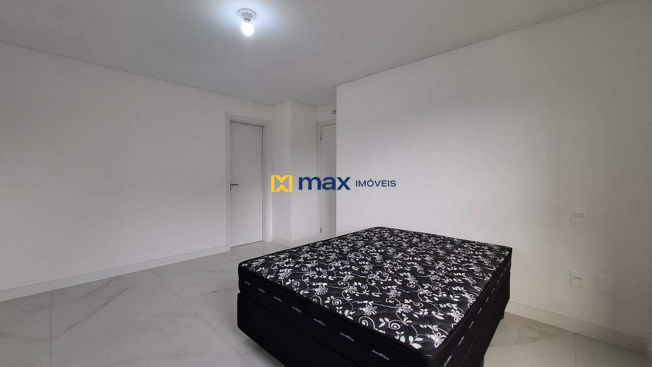 Apartamento à venda no Praia Brava: Suíte 1