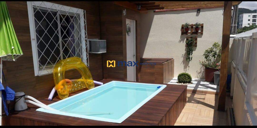 Casa à venda no Centro: