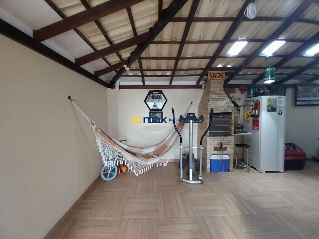 Casa à venda no Centro: