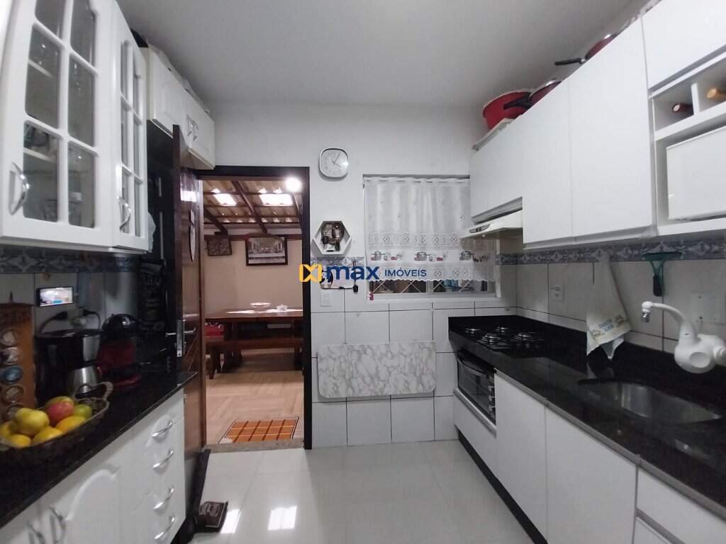 Casa à venda no Centro: