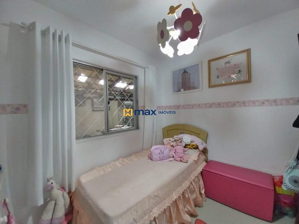 Casa à venda no Centro: