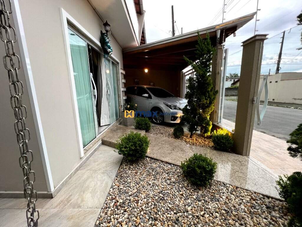 Casa à venda no Murta: Entrada