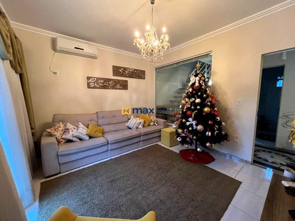 Casa à venda no Murta: Sala de estar