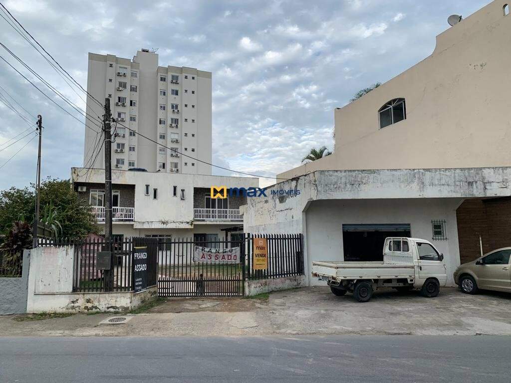 Terreno à venda no São João: Terreno