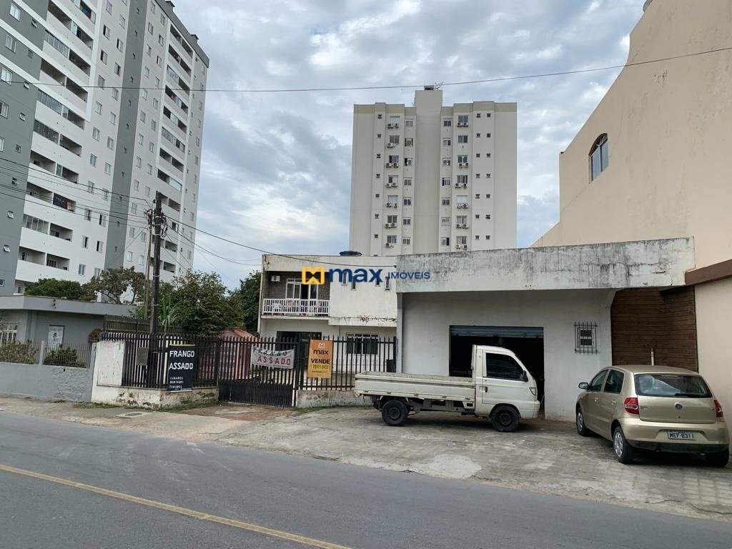Terreno à venda no São João: Terreno