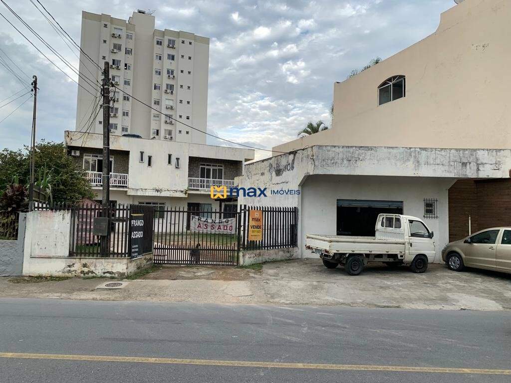 Terreno à venda no São João: Terreno