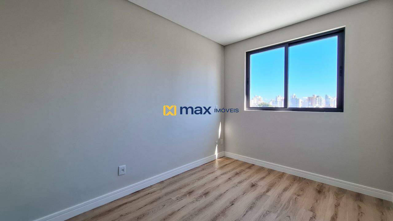 Apartamento à venda no Centro: Suíte