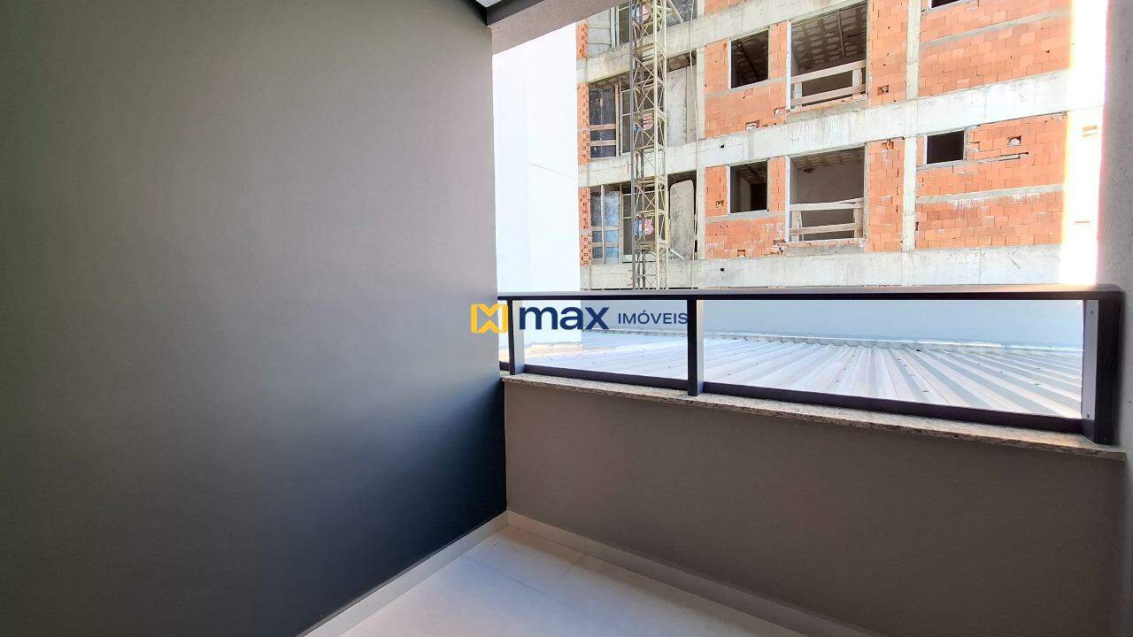 Apartamento à venda no Centro: Sacada com churrasqueira
