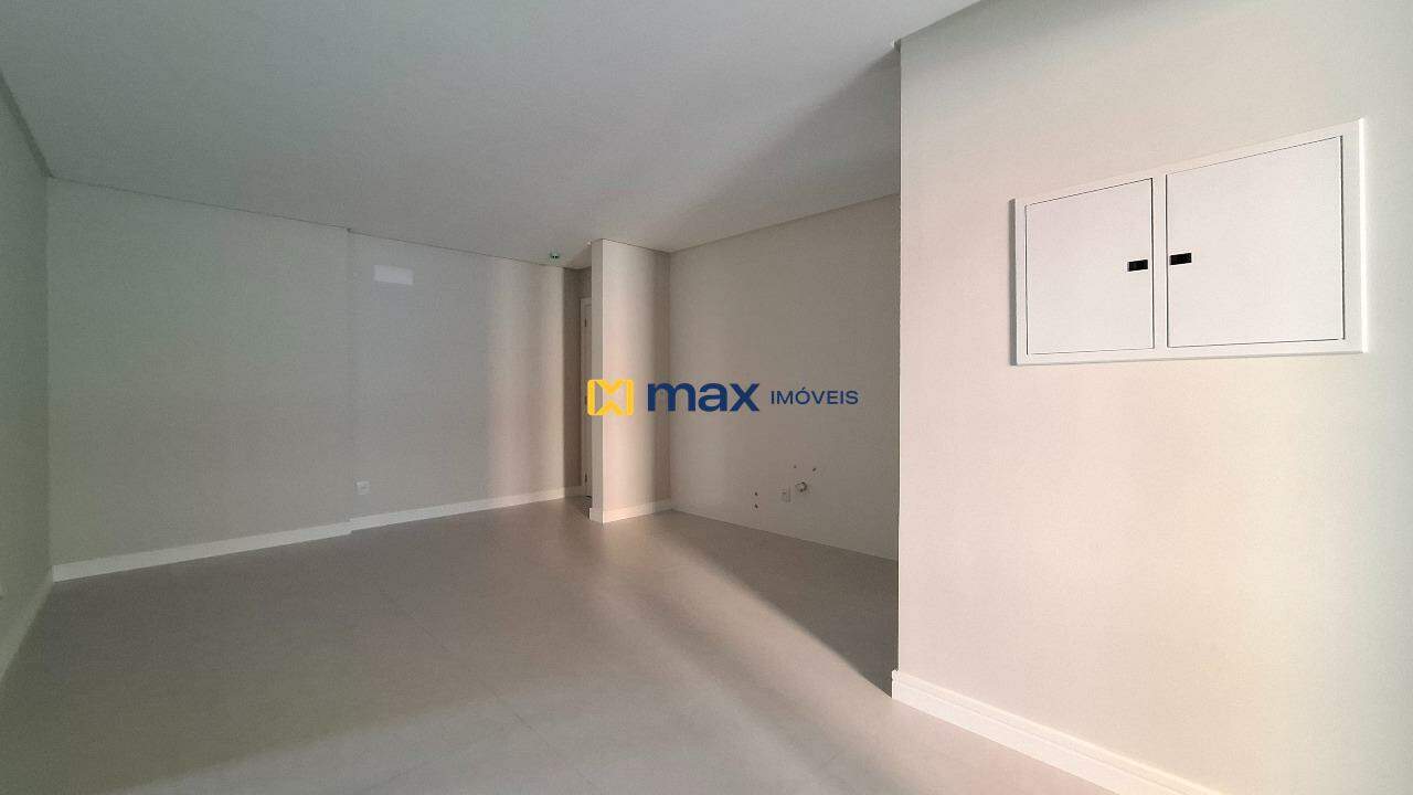 Apartamento à venda no Centro: Living integrado