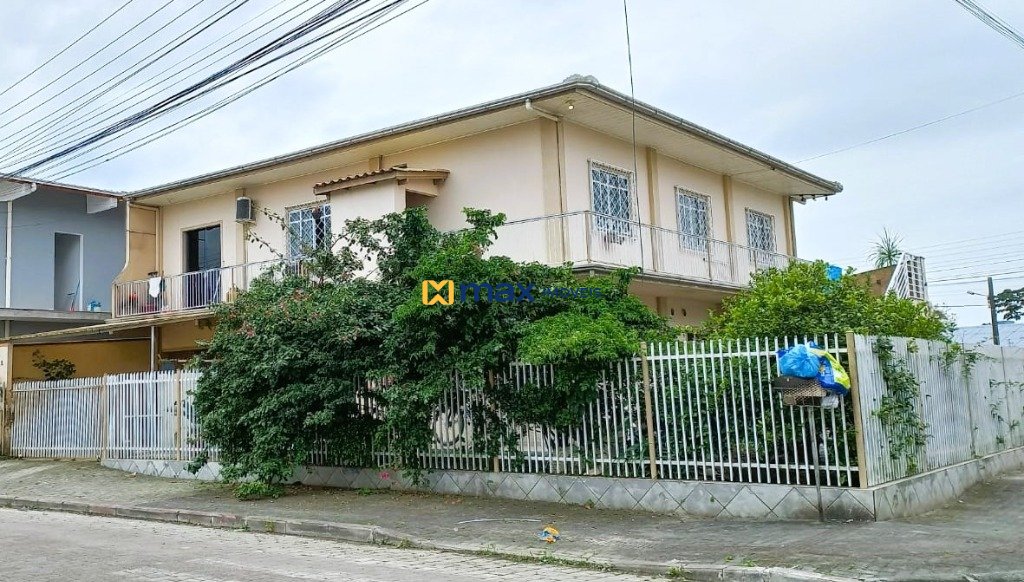 Casa à venda no Nossa Senhora das Graças: frente rua
