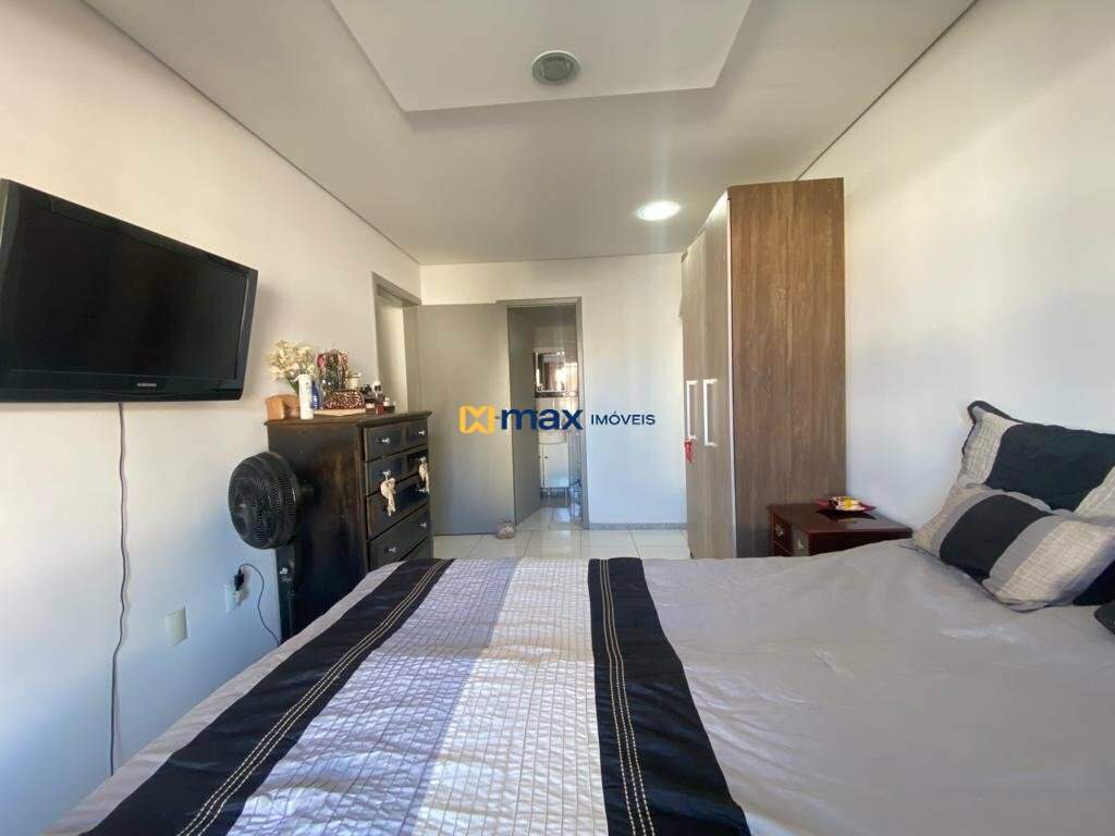 Casa à venda no Centro: 