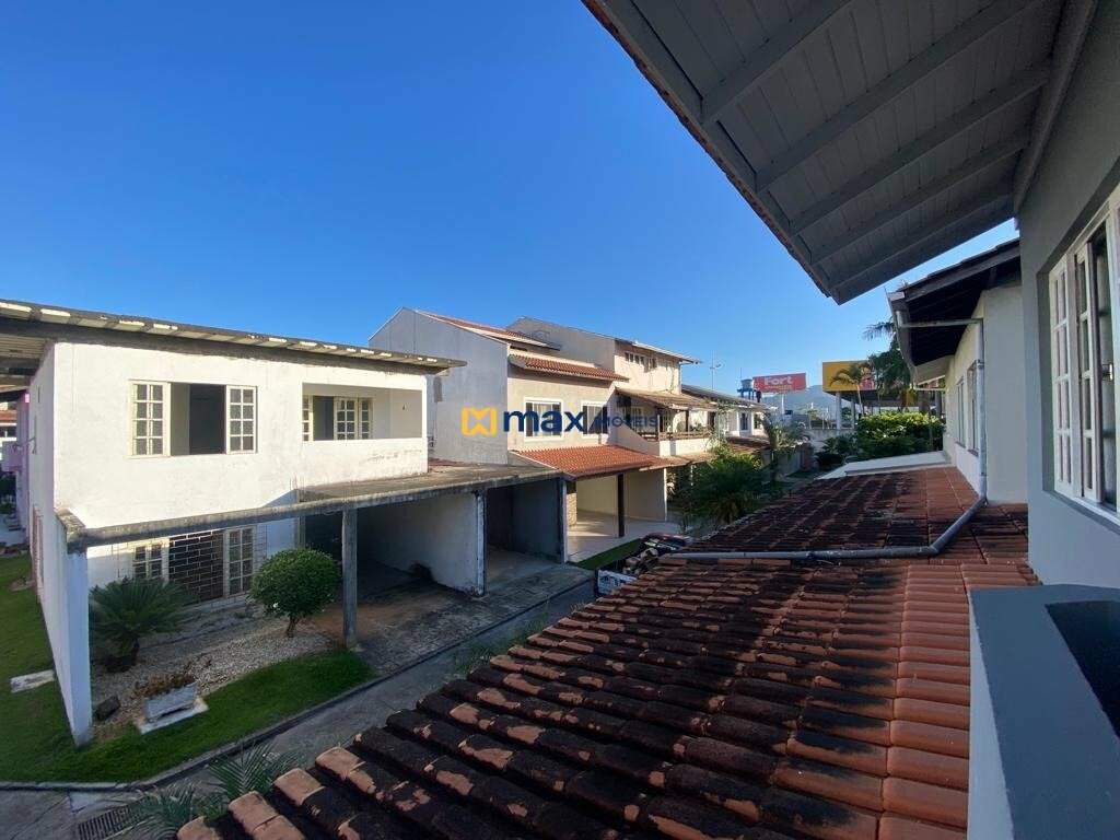 Casa à venda no Centro: 