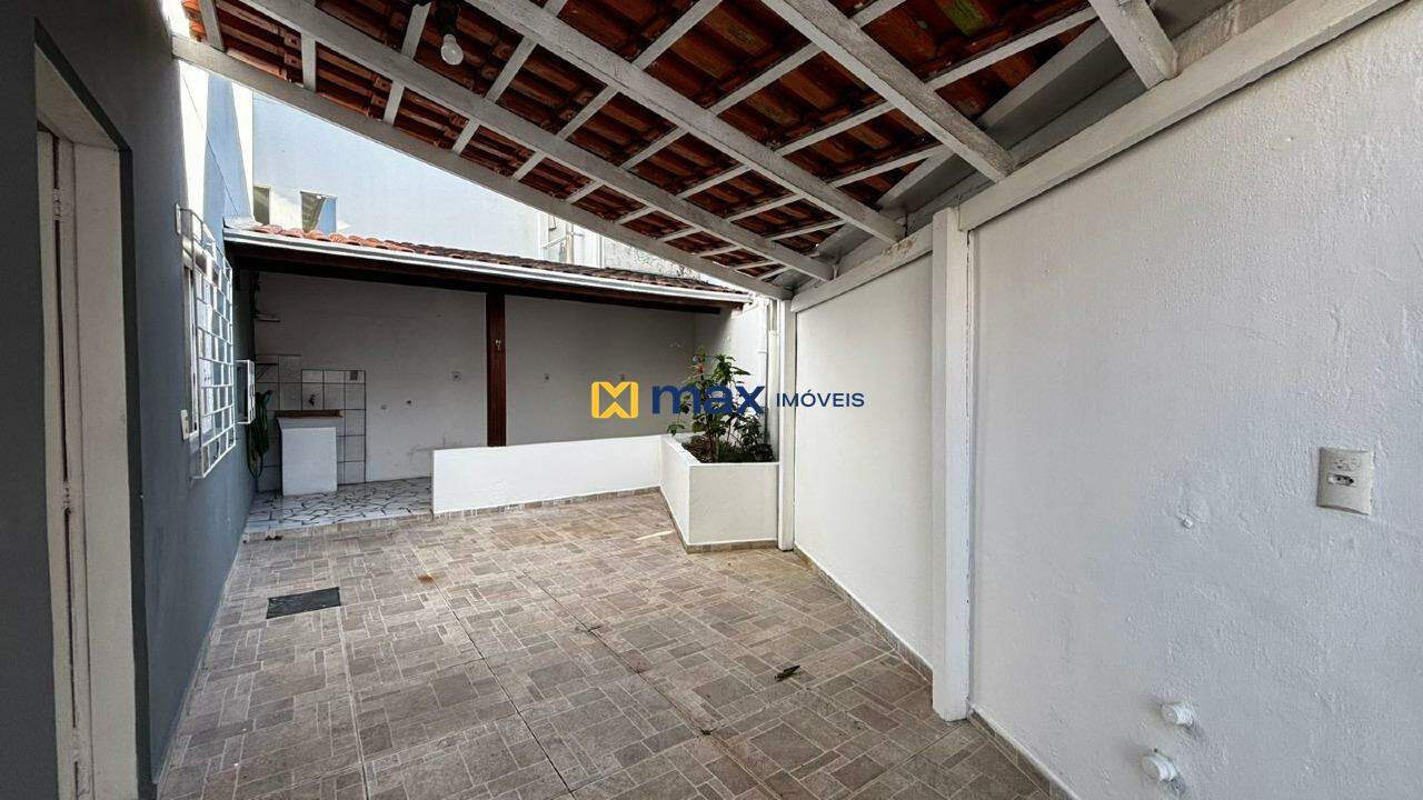 Casa à venda no Centro: 
