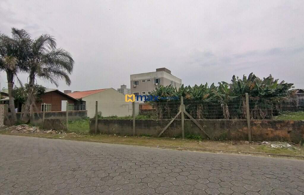 Terreno à venda no Centro: