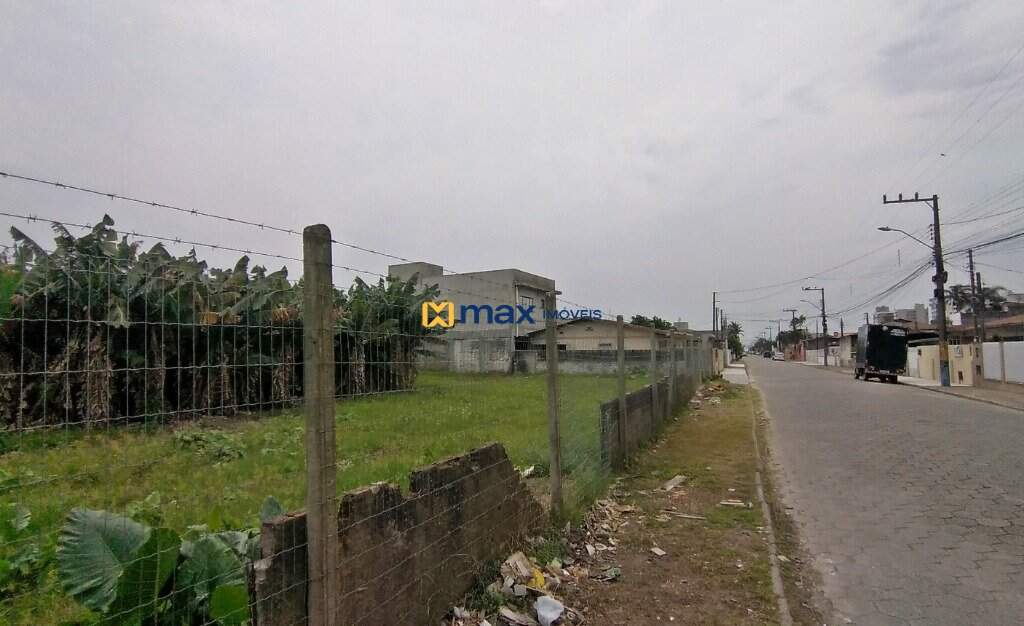 Terreno à venda no Centro: