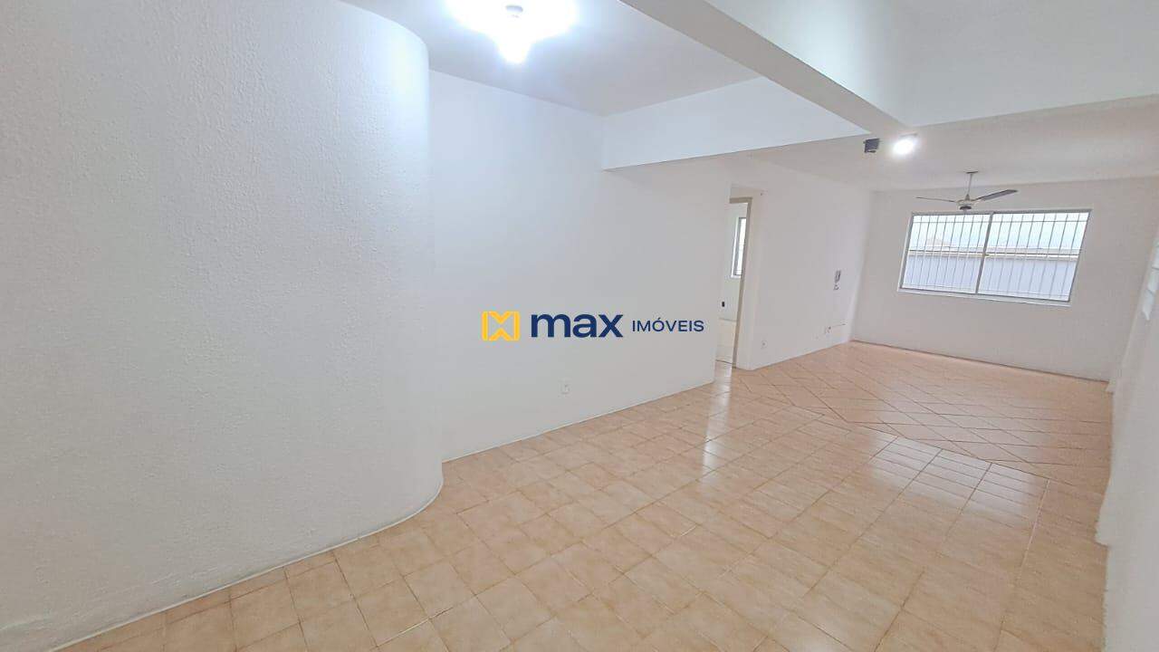 Apartamento para aluguel no Fazenda: Sala de Estar