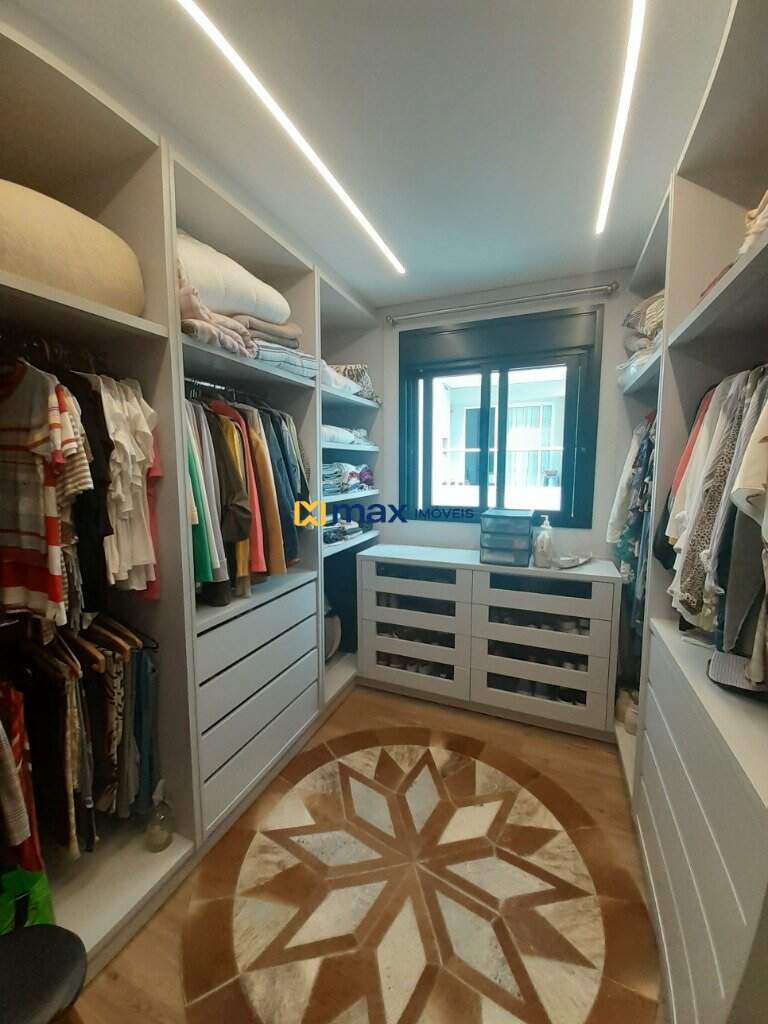 Apartamento à venda no Fazenda: Closet/Dormitório 3