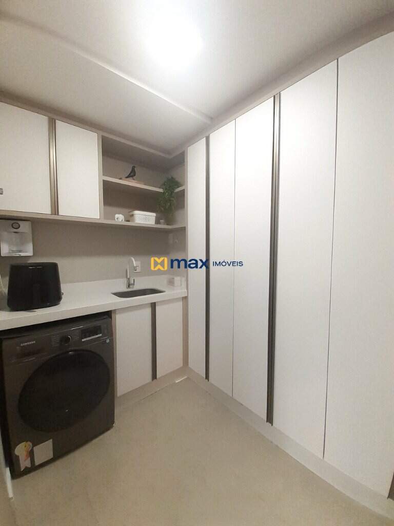 Apartamento à venda no Fazenda: Área de serviço