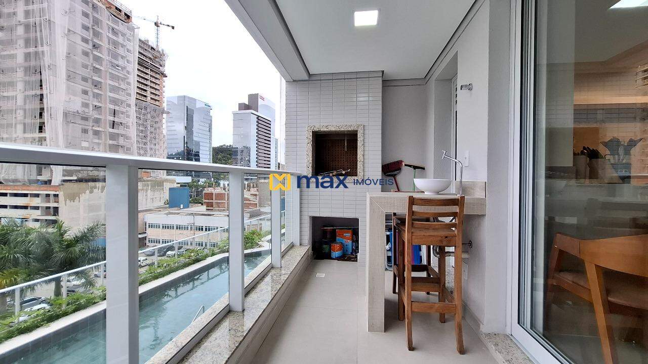 Apartamento à venda no Praia Brava: Sacada com churrasqueira