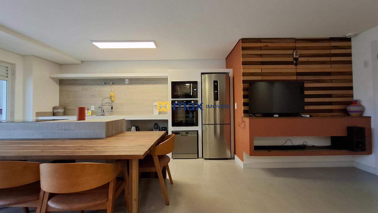 Apartamento à venda no Praia Brava: Living integrado