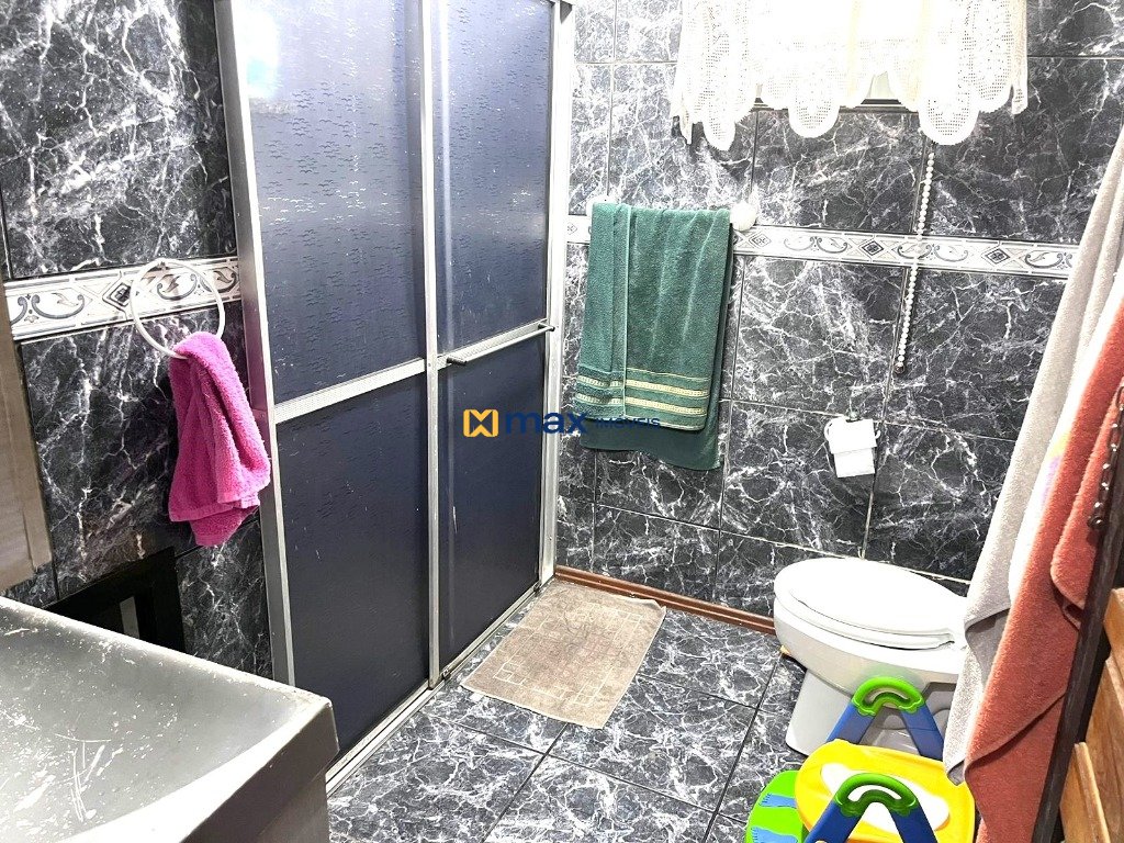 Casa à venda no Centro: Banheiro