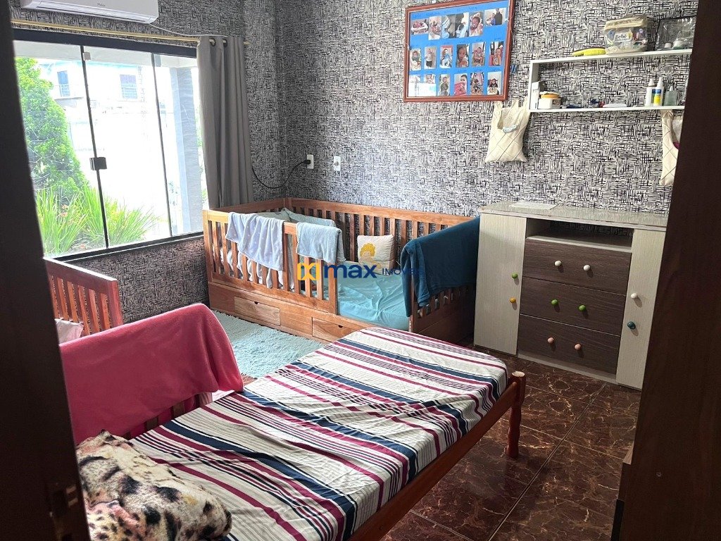 Casa à venda no Centro: Dormitório térreo 01