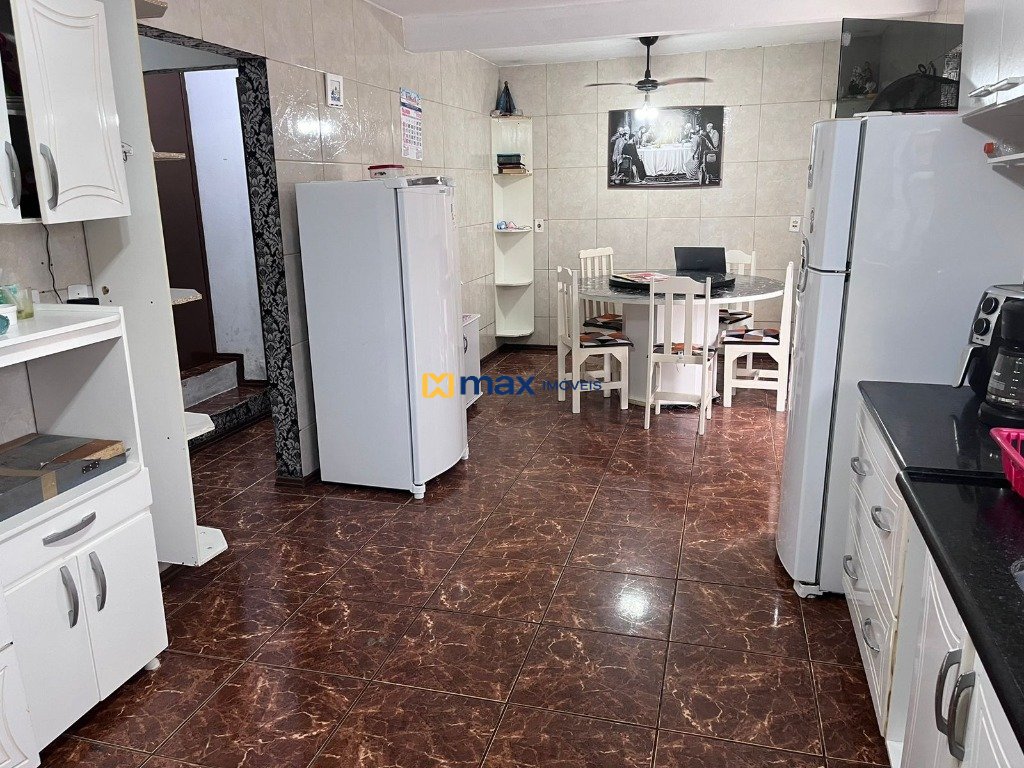 Casa à venda no Centro: Cozinha e sala de jantar