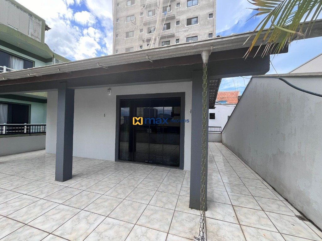 Casa à venda no Centro: Terraço