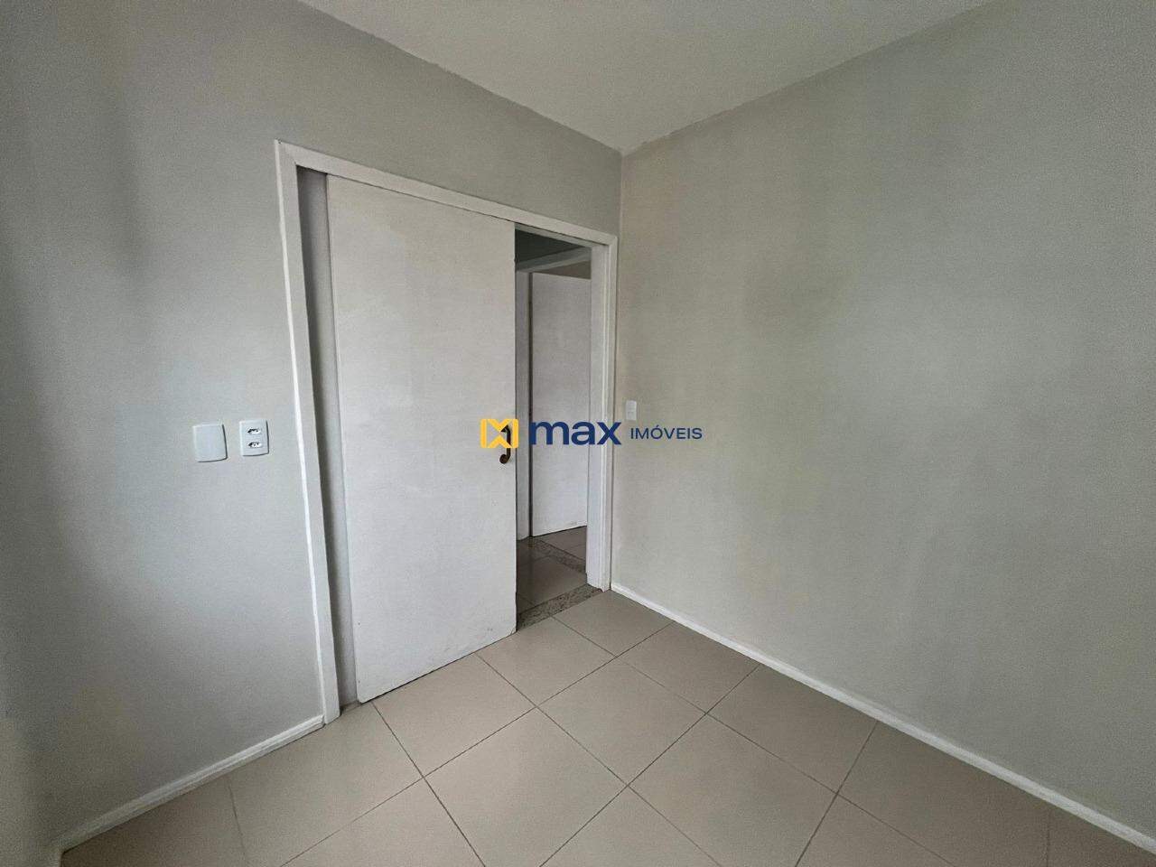 Apartamento para aluguel no Centro: 