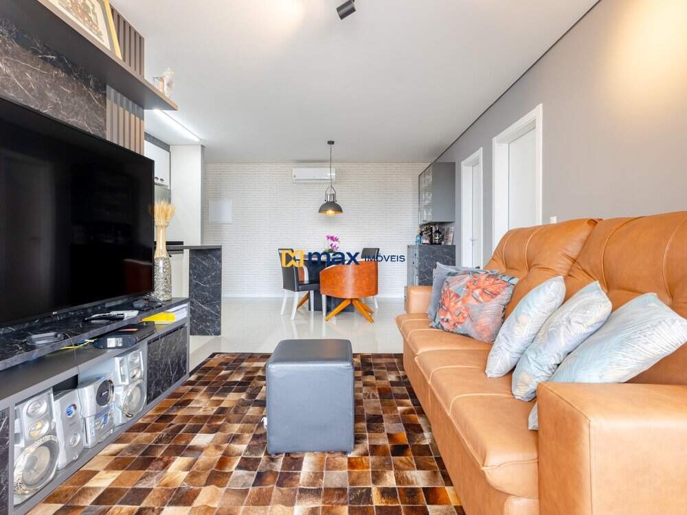 Apartamento à venda no Centro: Living integrado