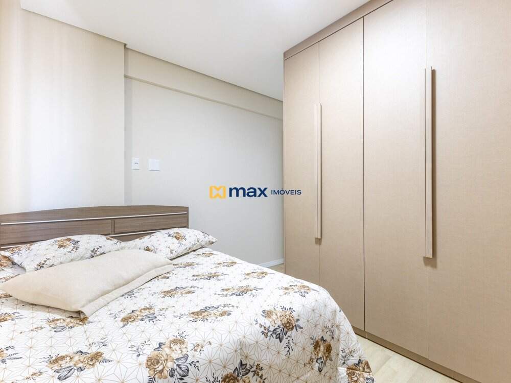 Apartamento à venda no Centro: Suíte 1