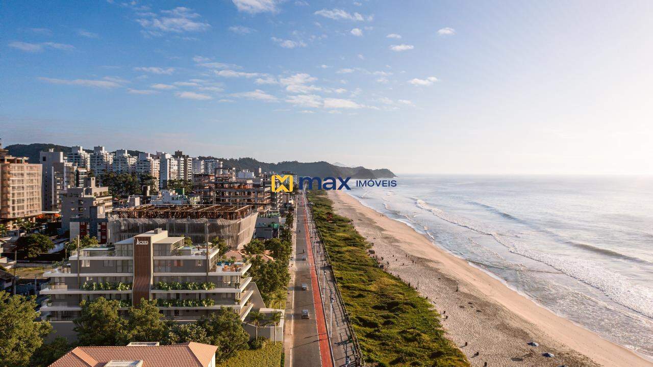 Cobertura à venda no Praia Brava: Vista