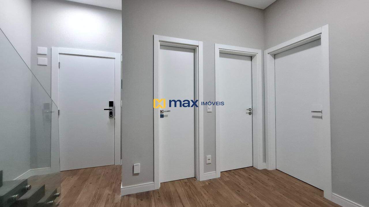 Apartamento à venda no Fazenda: Corredor
