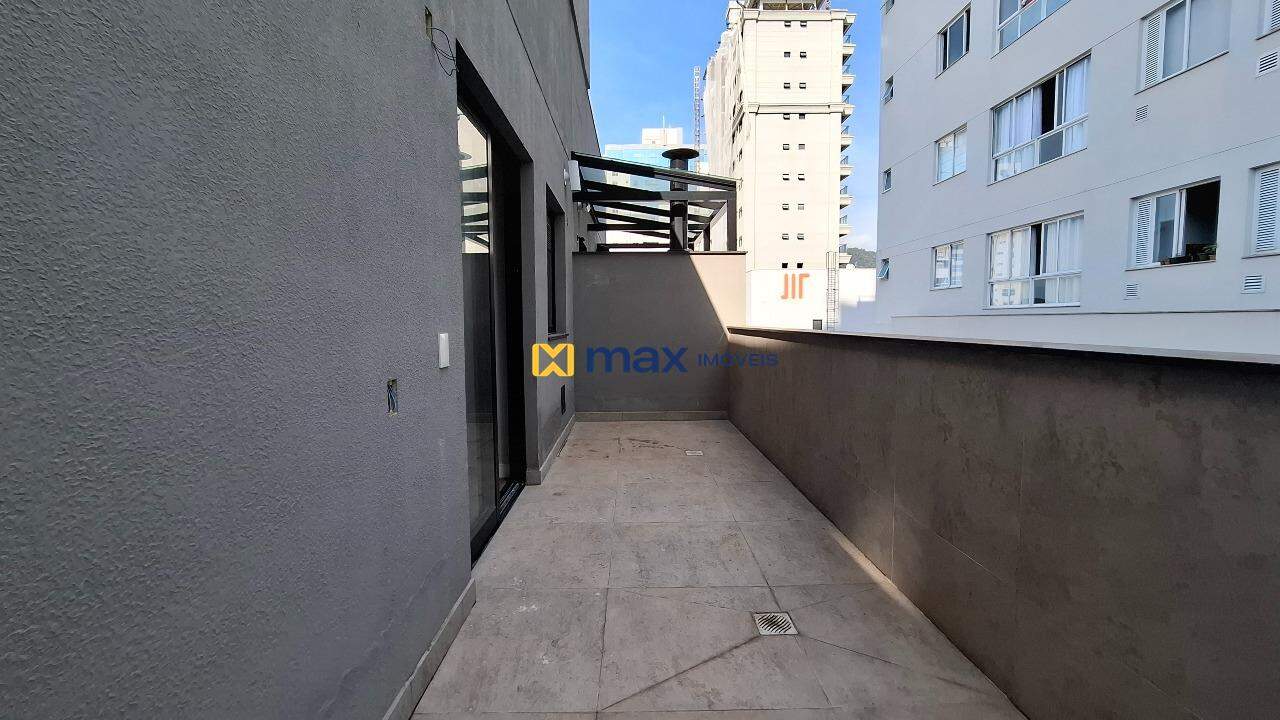 Apartamento à venda no Fazenda: Área externa