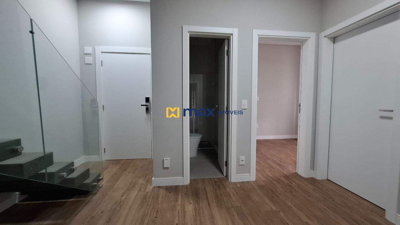 Apartamento à venda no Fazenda: Corredor