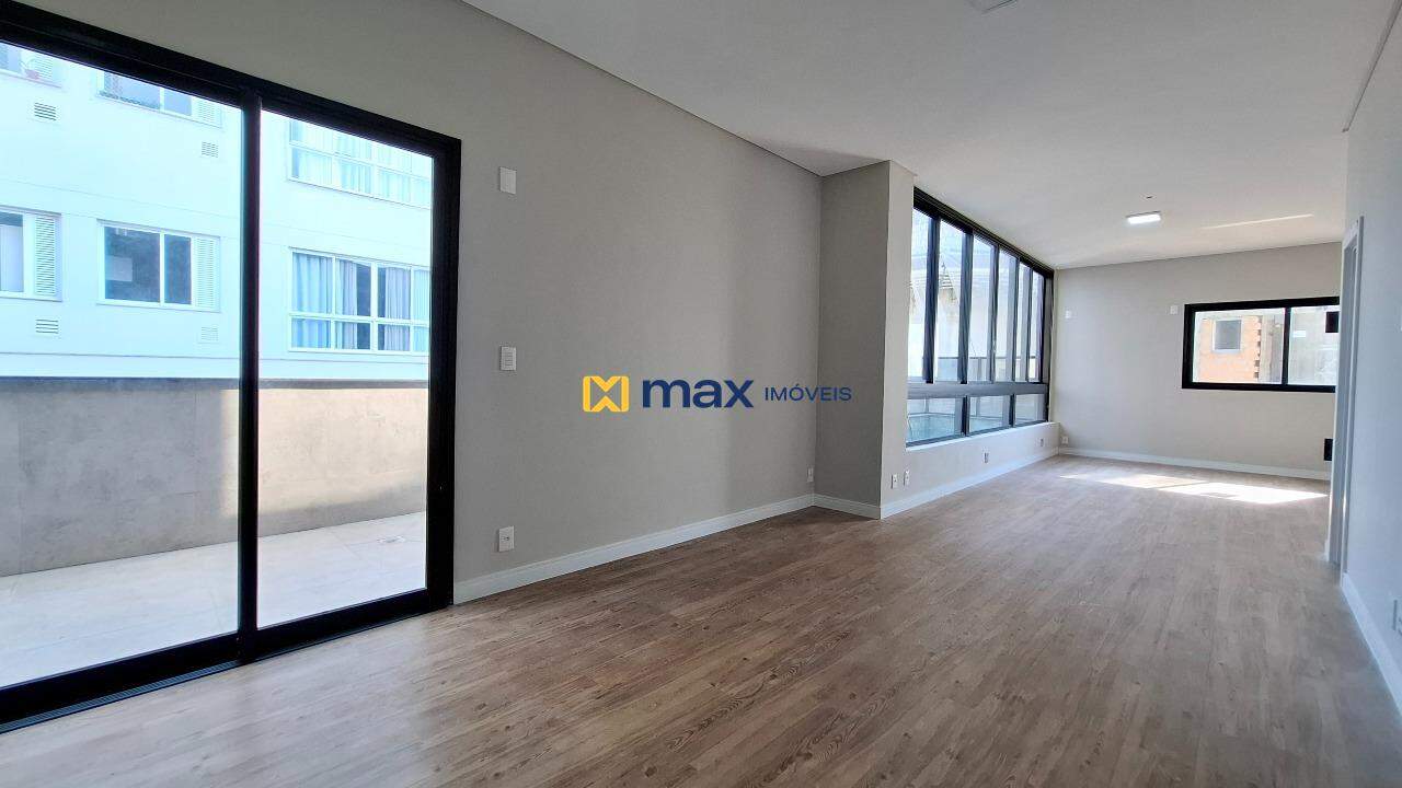Apartamento à venda no Fazenda: Living integrado