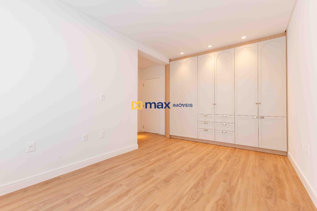 Apartamento à venda no Centro: Suíte 3