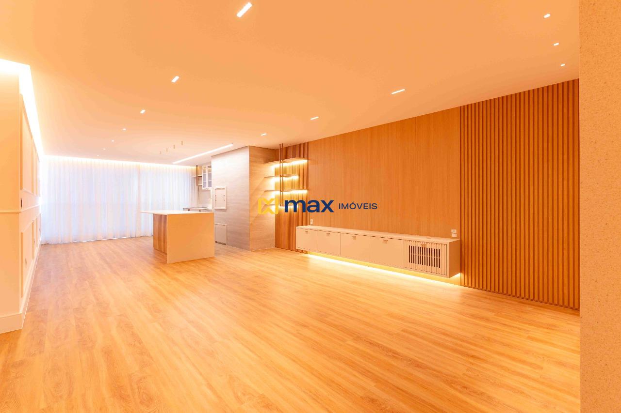 Apartamento à venda no Centro: Living