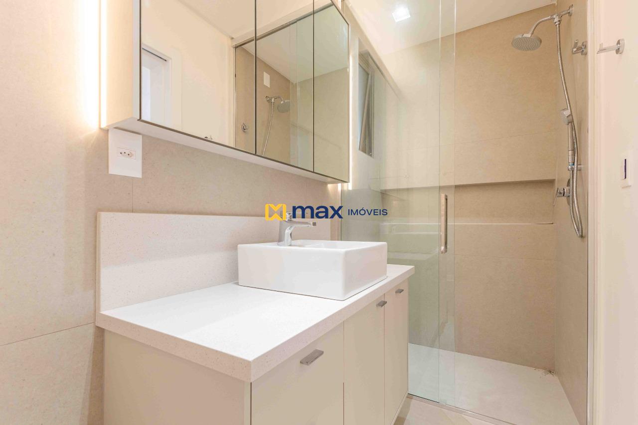 Apartamento à venda no Centro: Banheiro Suíte 1