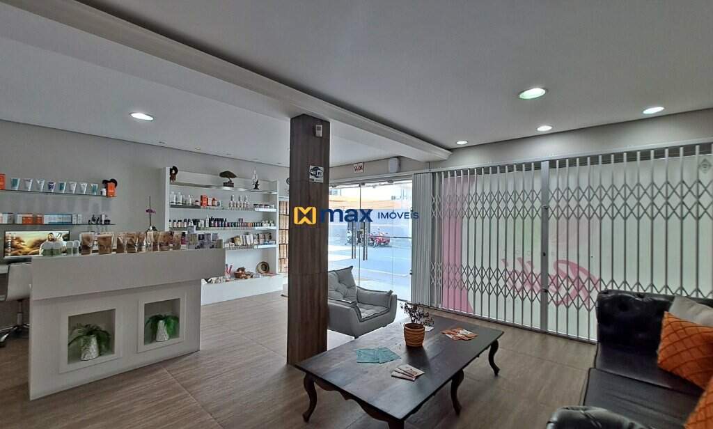 Casa Comercial à venda no Centro: Sala Comercial piso térreo