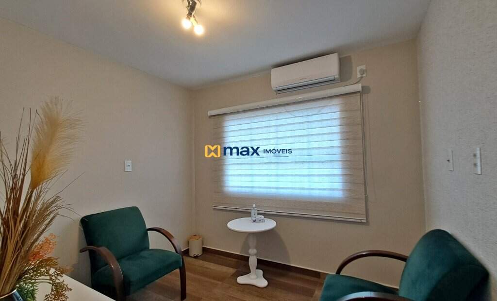Casa Comercial à venda no Centro: Consultório 2 Piso Superior