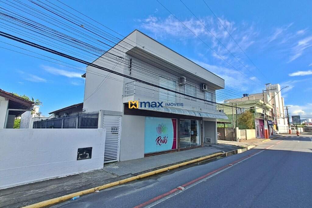 Casa Comercial à venda no Centro: 