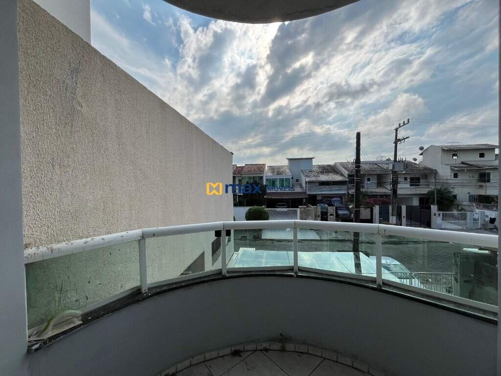 Casa à venda no Centro: