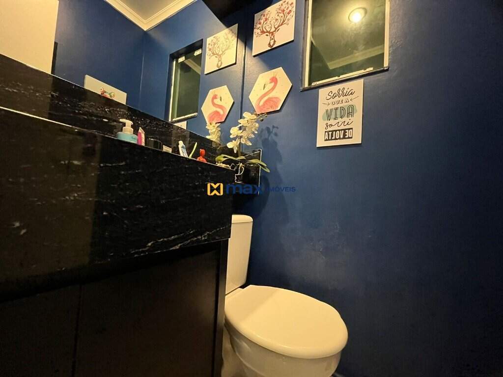 Casa à venda no Centro: