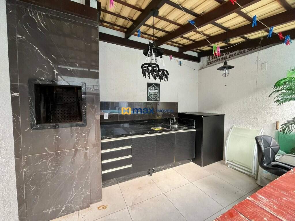 Casa à venda no Centro:
