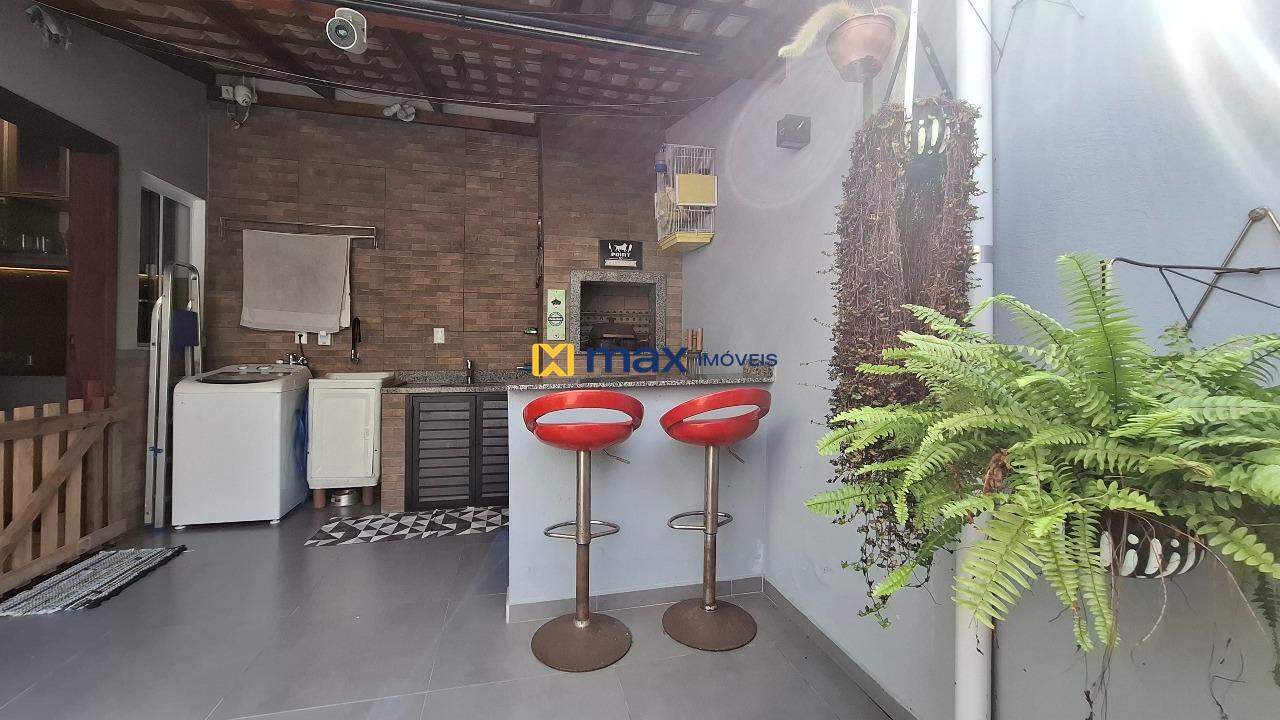 Casa à venda no Espinheiros: Área externa